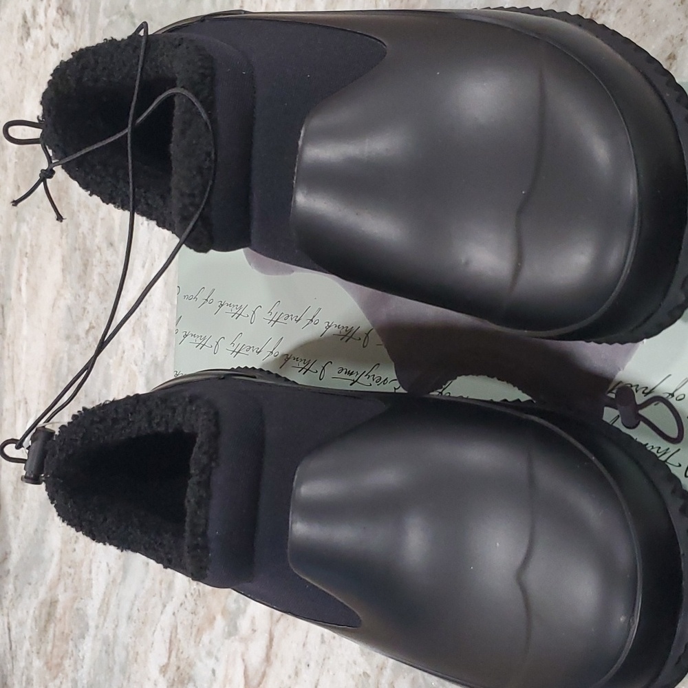 Kenzie ankle boot